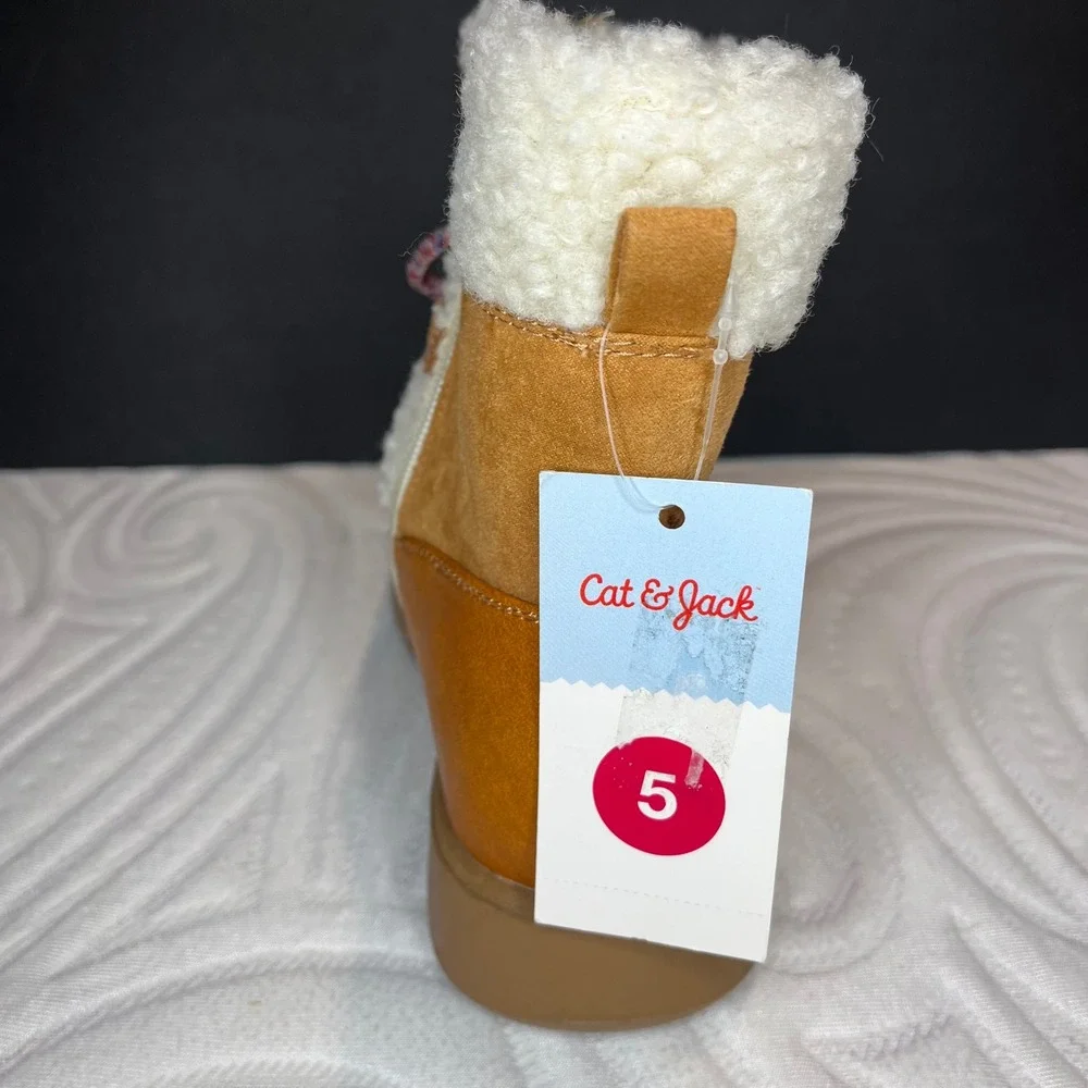 Cat &‎ Jack Arya Kids Cognac Faux Shearling Winter Boots Size 5 NEW